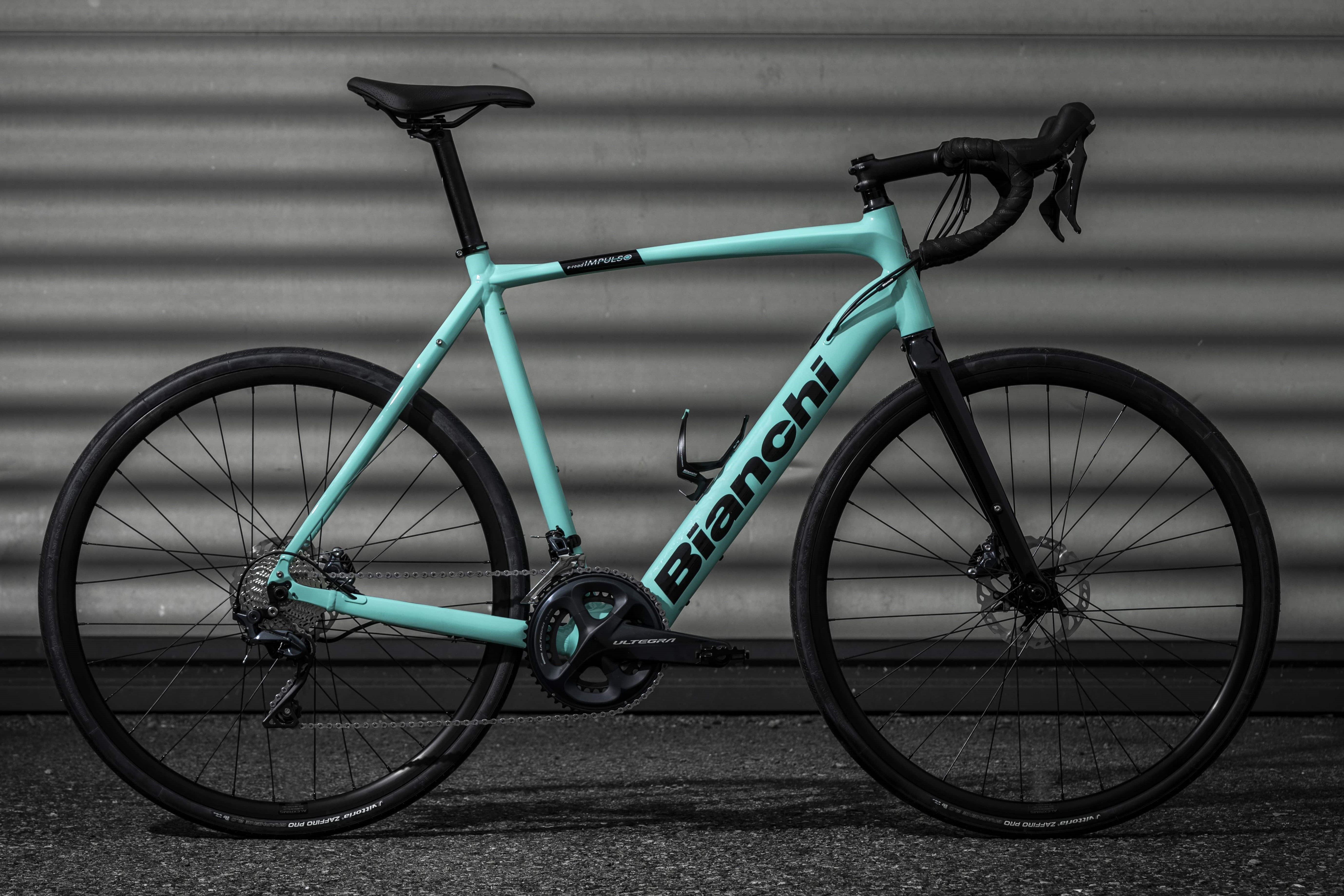 Bianchi - ikona włoskiego kolarstwa - przewodnik po legendarnych rowerach